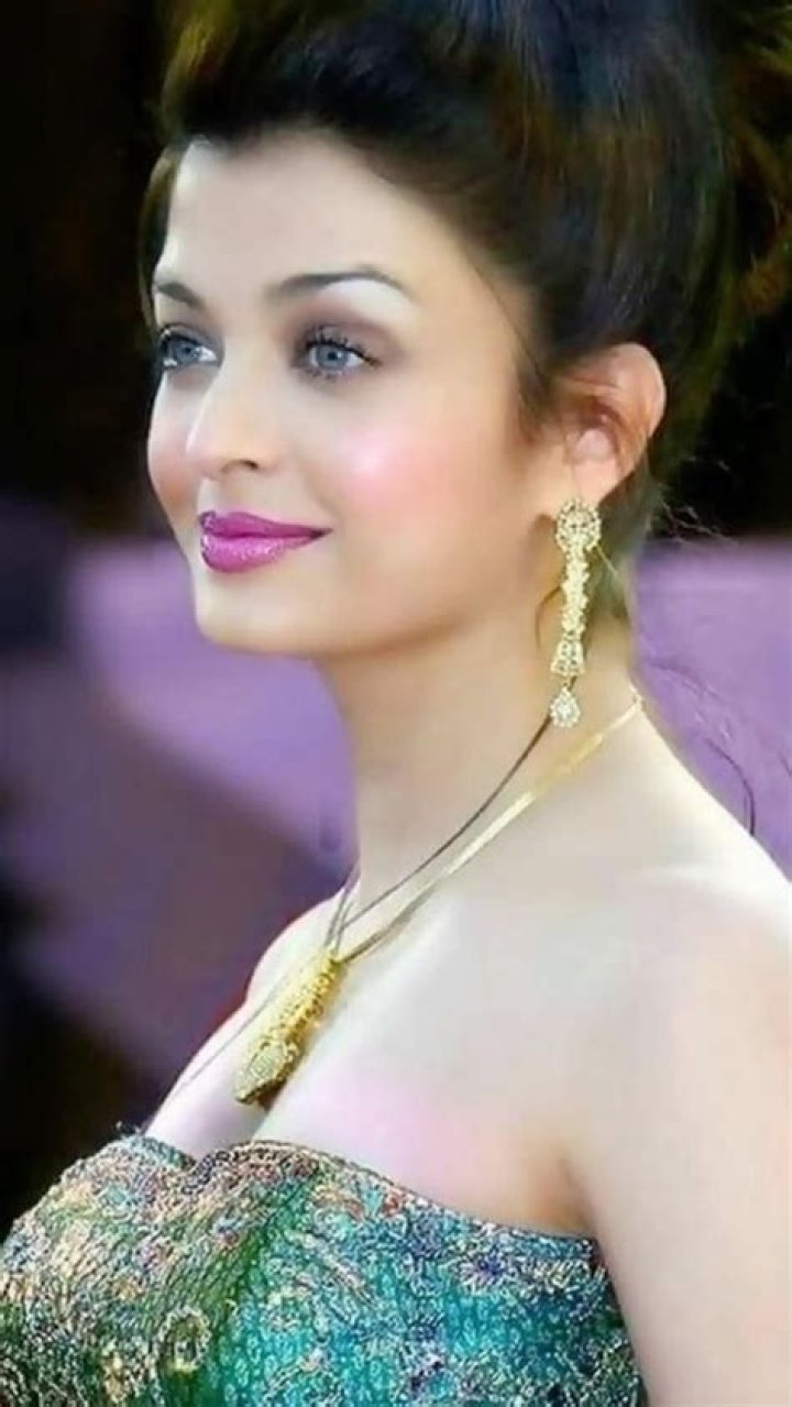 Gorgeous Indian Women: Discover Their Enchanting Beauty